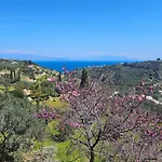 别墅 Peloponnese Hideout - Traditional Stone House