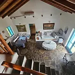 Peloponnese Hideout - Traditional Stone House