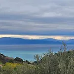 Vila Peloponnese Hideout - Traditional Stone House
