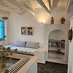Peloponnese Hideout - Traditional Stone House Villa *