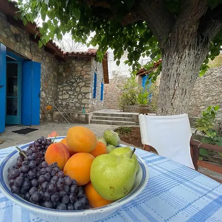 Villa Peloponnese Hideout - Traditional Stone House *