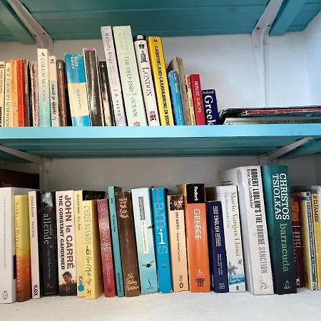 Peloponnese Hideout - Traditional Stone House Ακράτα