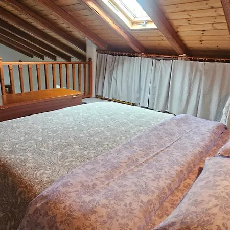 Peloponnese Hideout - Traditional Stone House أكراتا