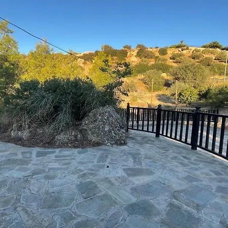 Peloponnese Hideout - Traditional Stone House * Ακράτα