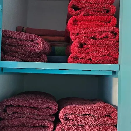 빌라 Peloponnese Hideout - Traditional Stone House 아크라타