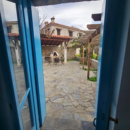 Villa Peloponnese Hideout - Traditional Stone House *