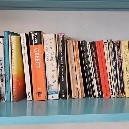 Peloponnese Hideout - Traditional Stone House Akrata