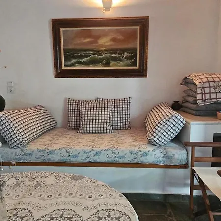 Peloponnese Hideout - Traditional Stone House Akrata