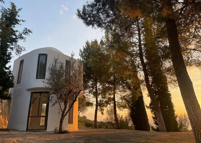 Peloponnese Hideout - Traditional Stone House *