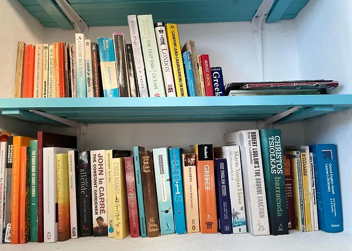 Peloponnese Hideout - Traditional Stone House Akrata