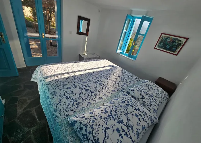 Peloponnese Hideout - Traditional Stone House Villa