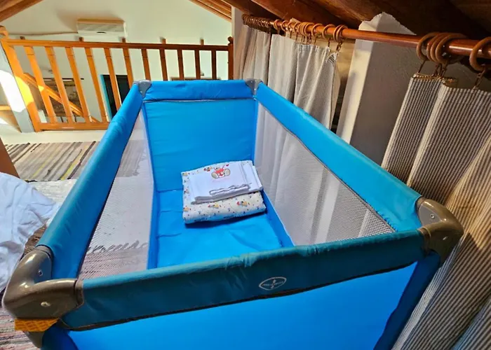 Вилла Peloponnese Hideout - Traditional Stone House