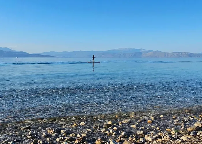 Peloponnese Hideout - Traditional Stone House Вилла