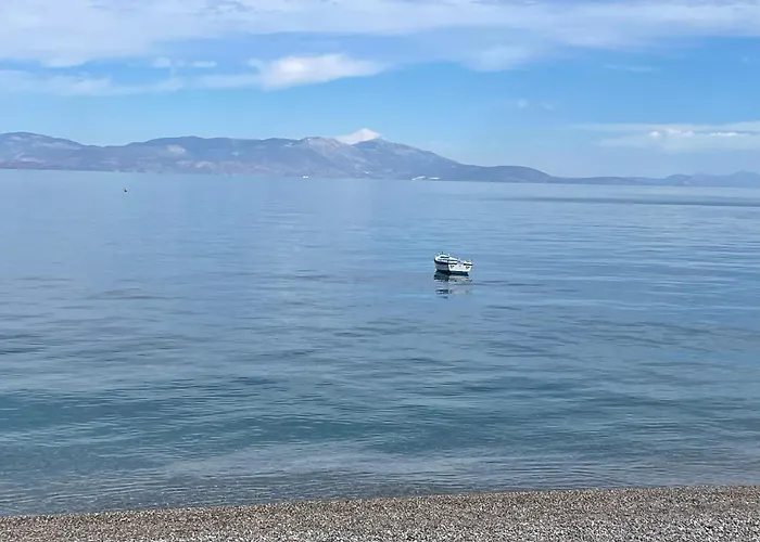 Vila Peloponnese Hideout - Traditional Stone House *