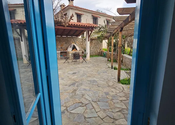 Villa Peloponnese Hideout - Traditional Stone House *