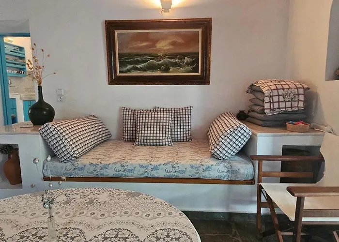 Peloponnese Hideout - Traditional Stone House Akrata